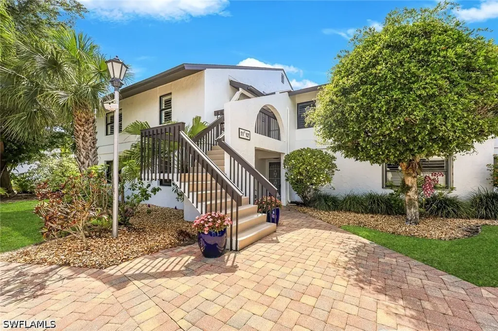 4300 Belair Lane Naples FL 34103