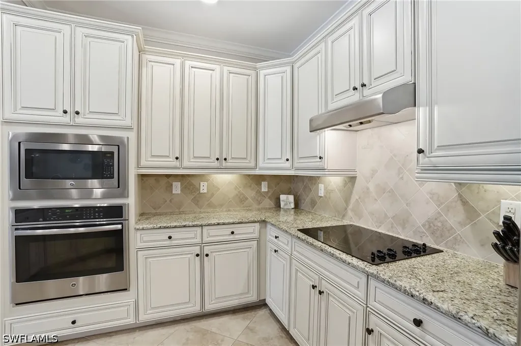 9457 Rialto Drive Naples FL 34113