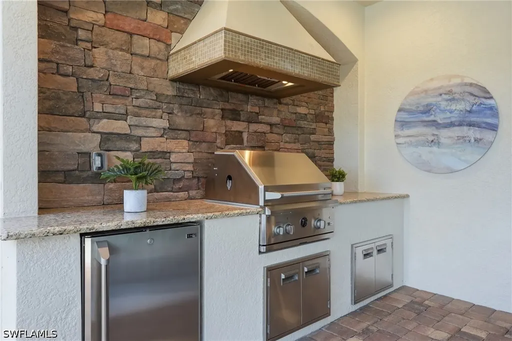 9457 Rialto Drive Naples FL 34113