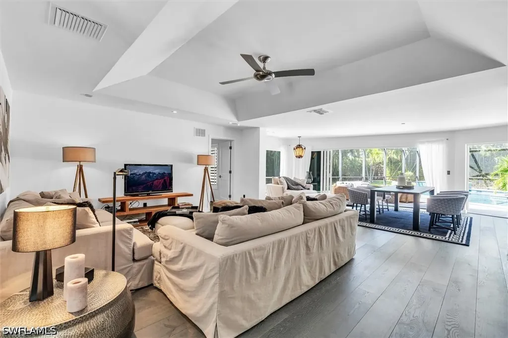 1627 Murex Lane Naples FL 34102