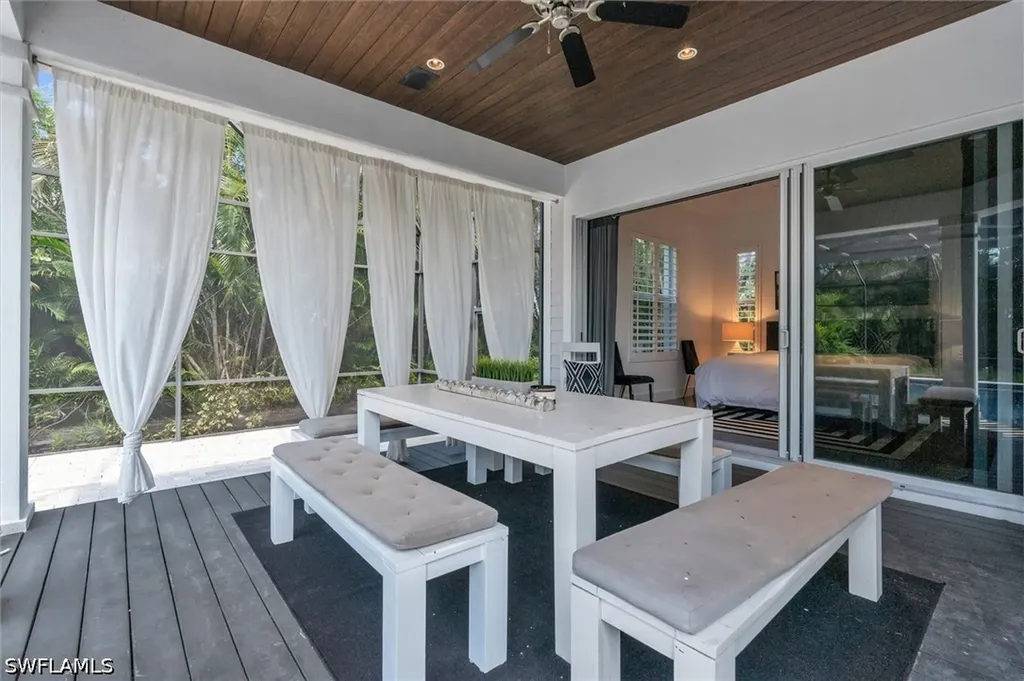 1627 Murex Lane Naples FL 34102