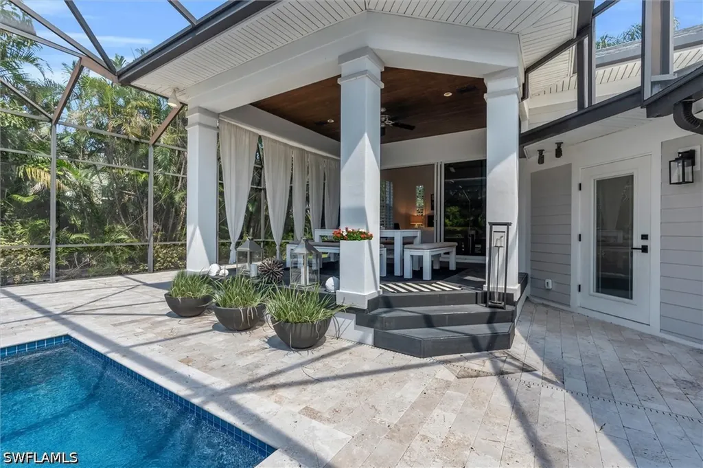 1627 Murex Lane Naples FL 34102
