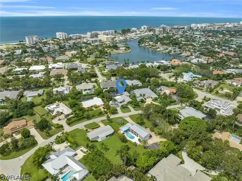 1627 Murex Lane Naples FL 34102