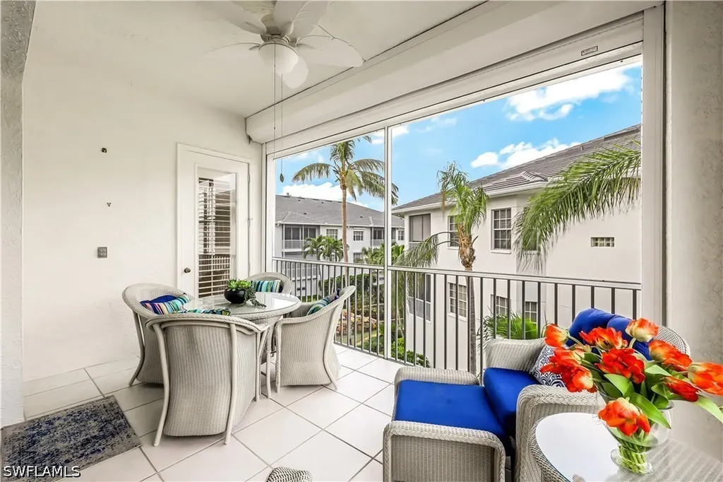837 Sailaway Lane Naples FL 34108