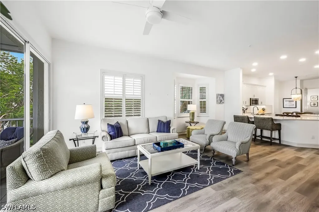 837 Sailaway Lane Naples FL 34108