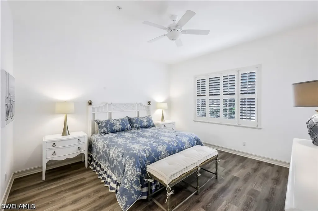 837 Sailaway Lane Naples FL 34108