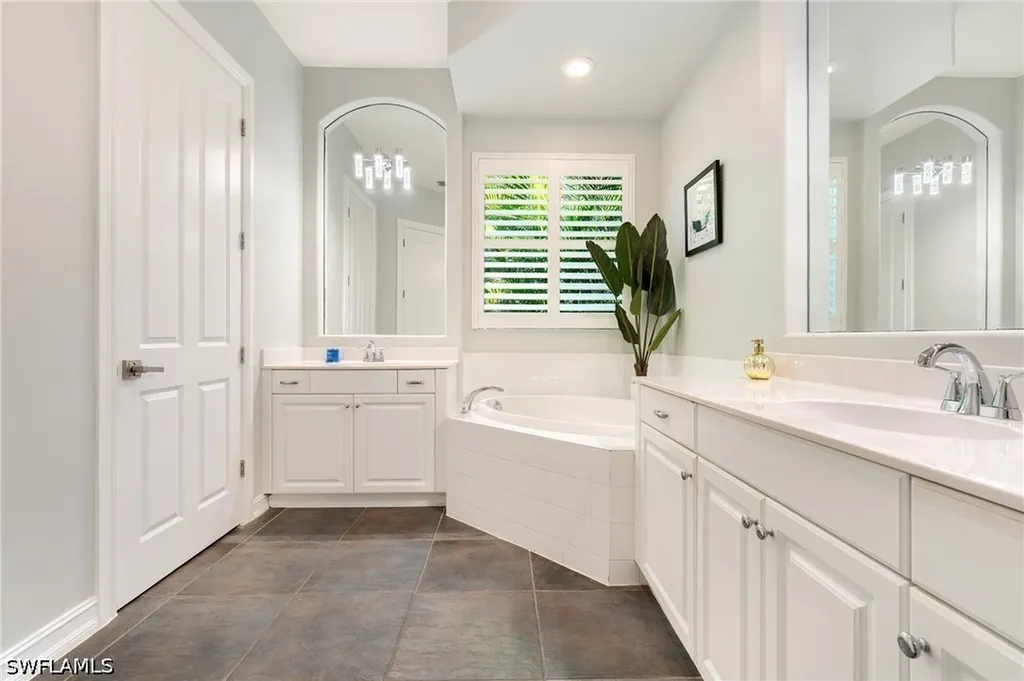 12557 Grandezza Circle Estero FL 33928