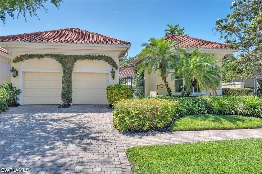 7060 Verde Way Naples FL 34108