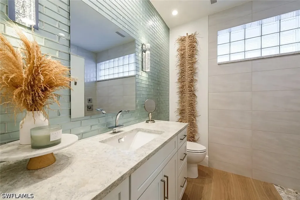 452 Willet Avenue Naples FL 34108