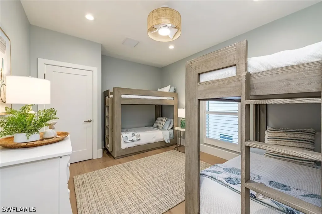 452 Willet Avenue Naples FL 34108