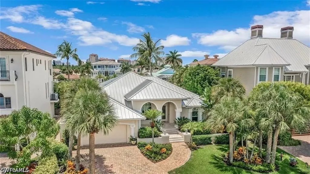 452 Willet Avenue Naples FL 34108