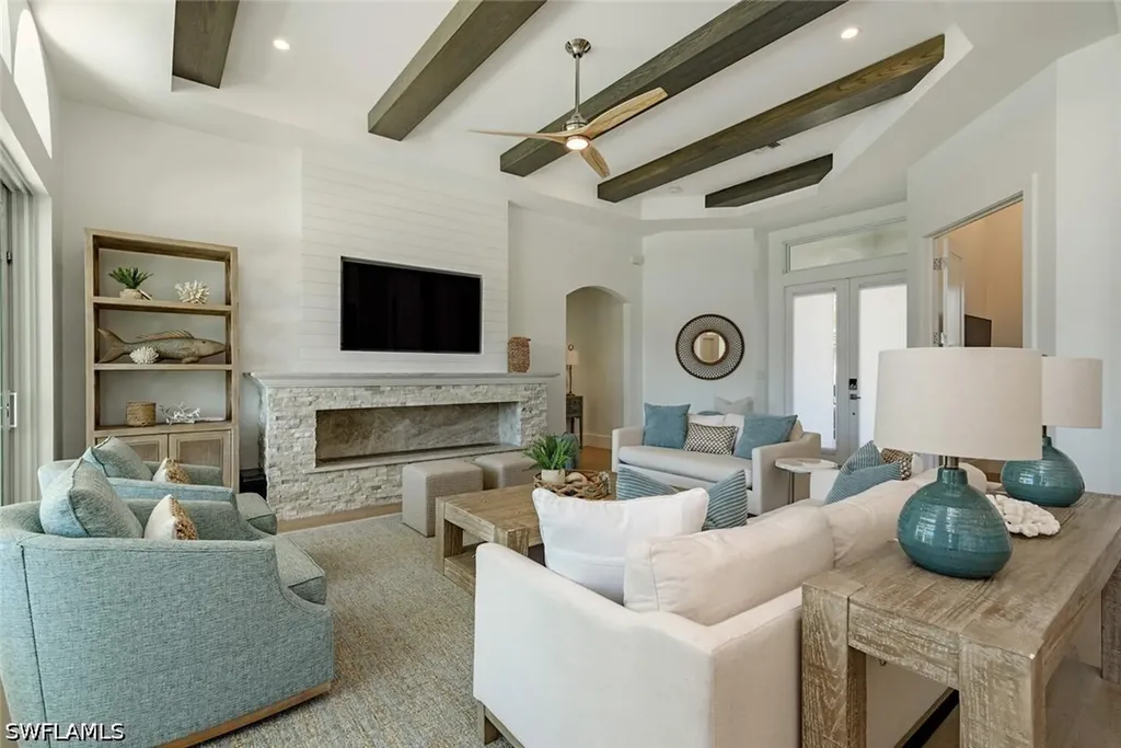 452 Willet Avenue Naples FL 34108