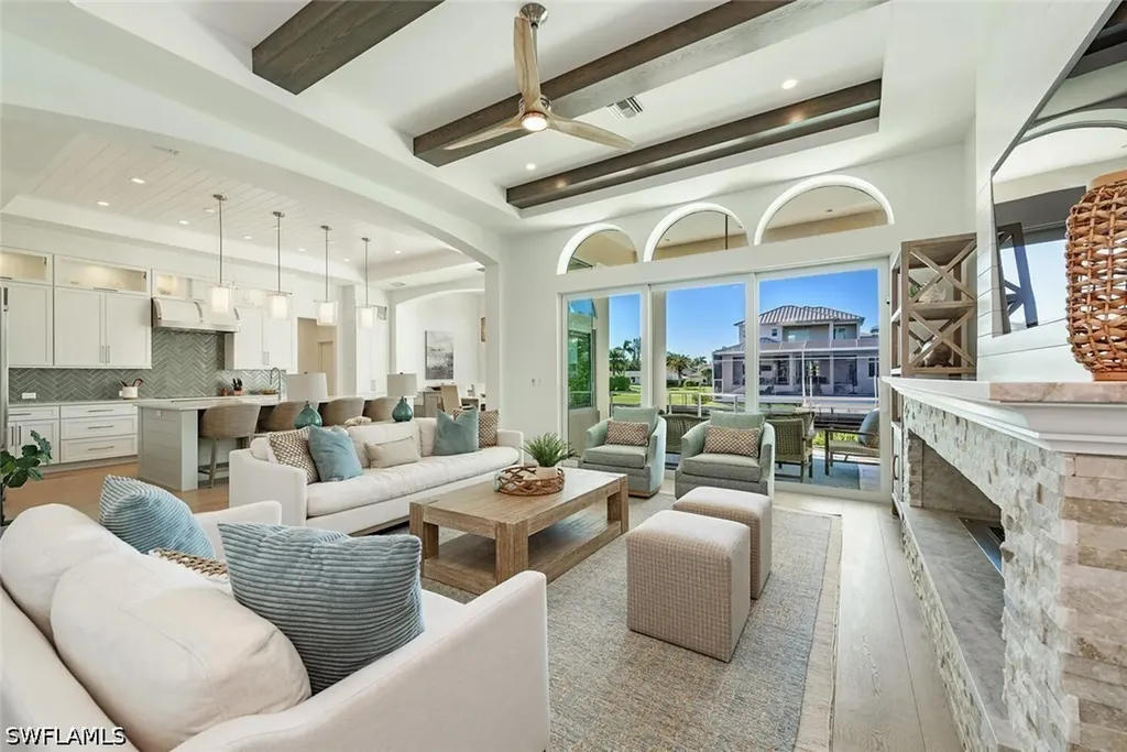 452 Willet Avenue Naples FL 34108