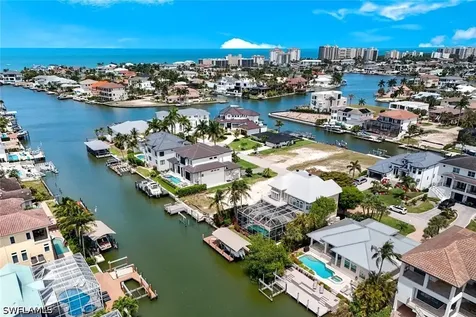 452 Willet Avenue Naples FL 34108
