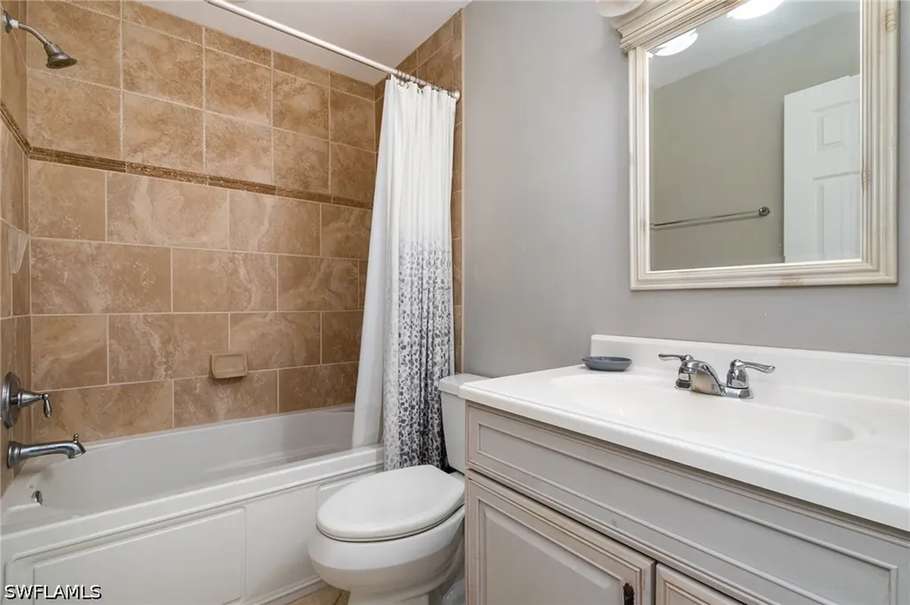 4822-4824 Gary Road Bonita Springs FL 34134