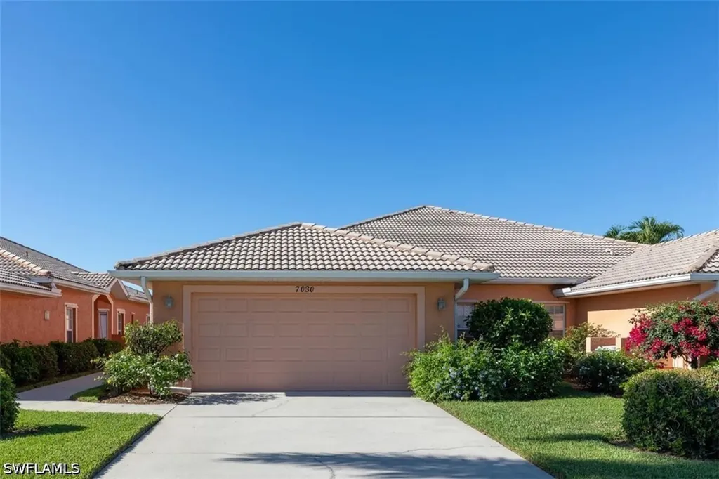7030 Lone Oak Boulevard Naples FL 34109