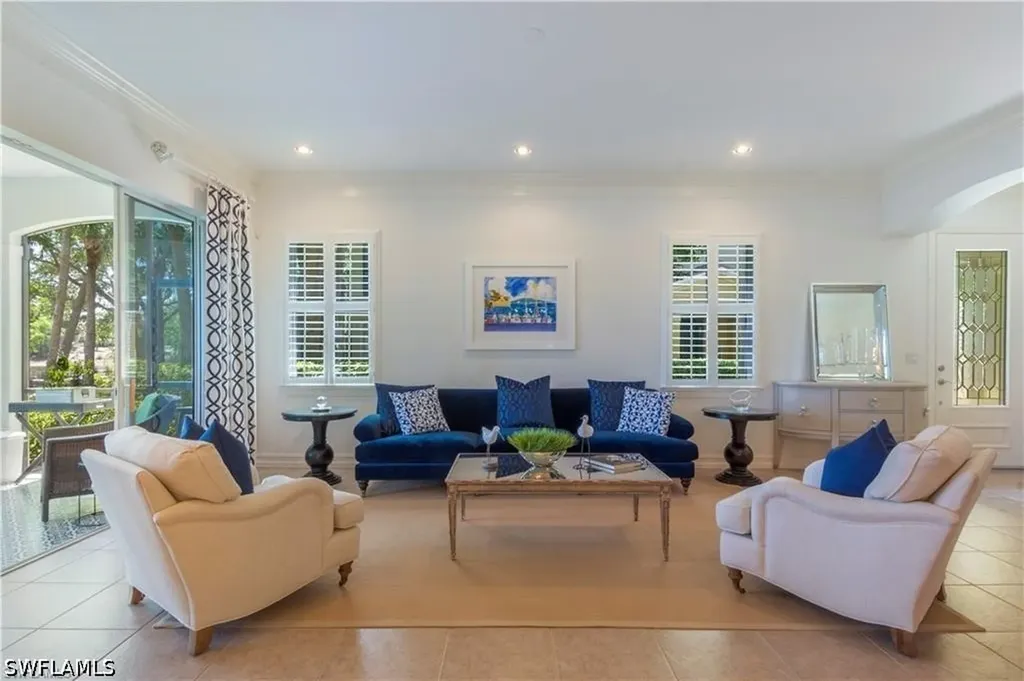 2864 Tiburon Boulevard E Naples FL 34109