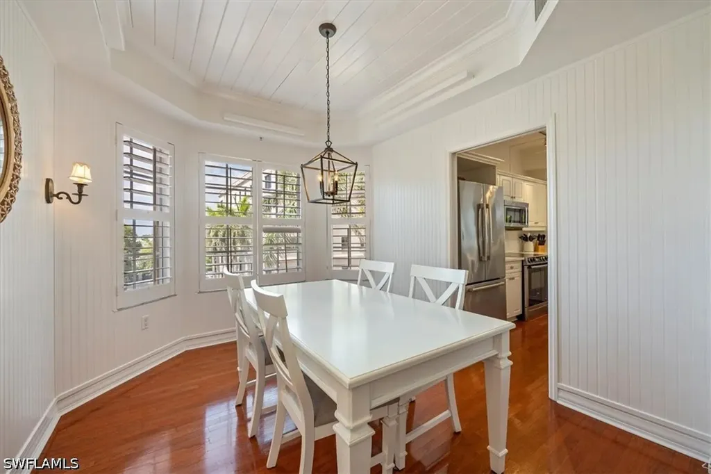 410 Bayfront Place Naples FL 34102