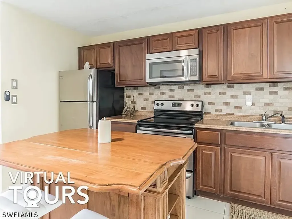 4500 NW 44th Street Tamarac FL 33319