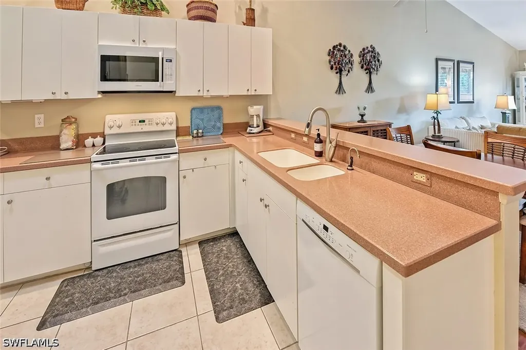 3728 Stone Way Estero FL 33928-2398