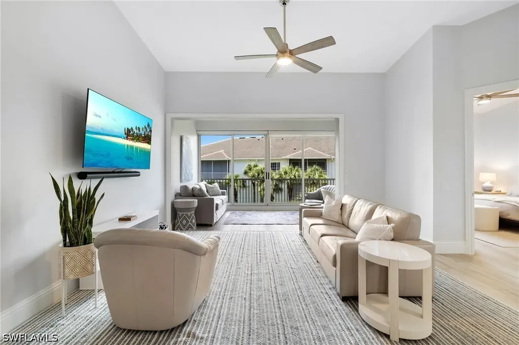 831 Sailaway Lane Naples FL 34108