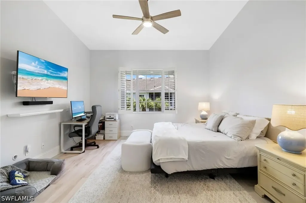 831 Sailaway Lane Naples FL 34108
