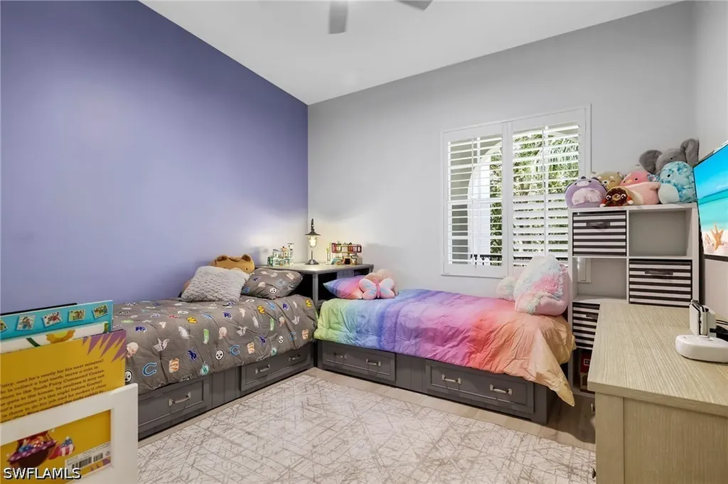 831 Sailaway Lane Naples FL 34108