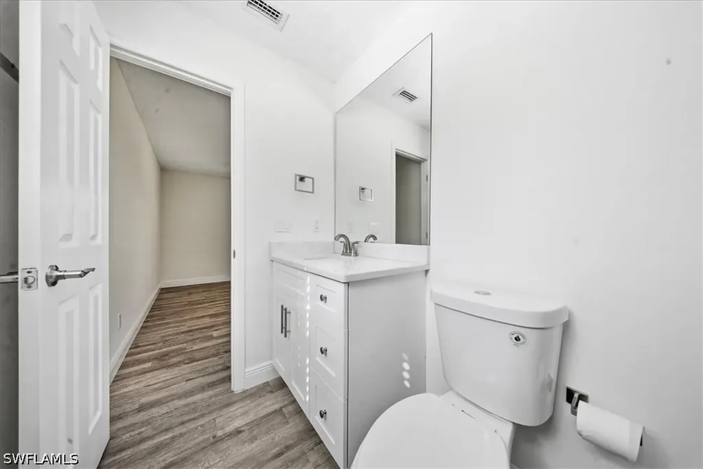360 Desoto Boulevard S Naples FL 34117