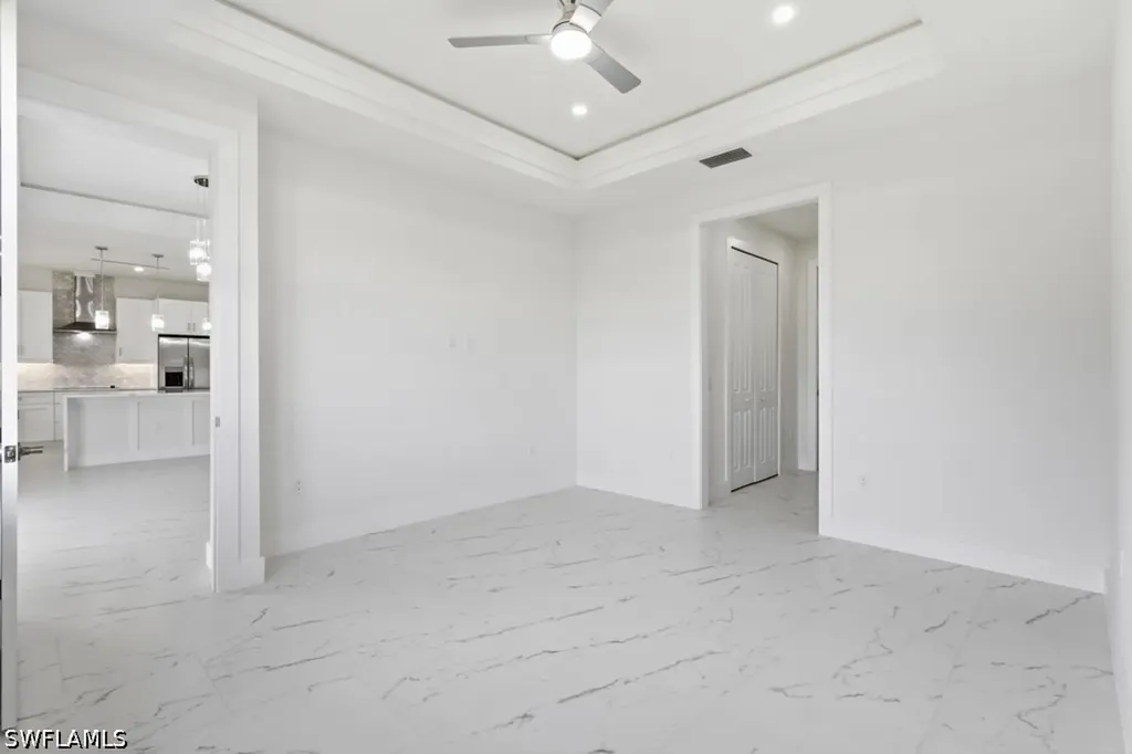 4121 66th Avenue NE Naples FL 34120