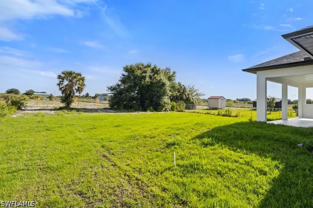 4121 66th Avenue NE Naples FL 34120