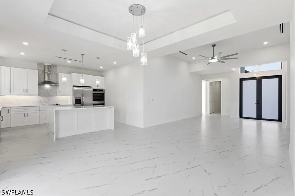 4121 66th Avenue NE Naples FL 34120