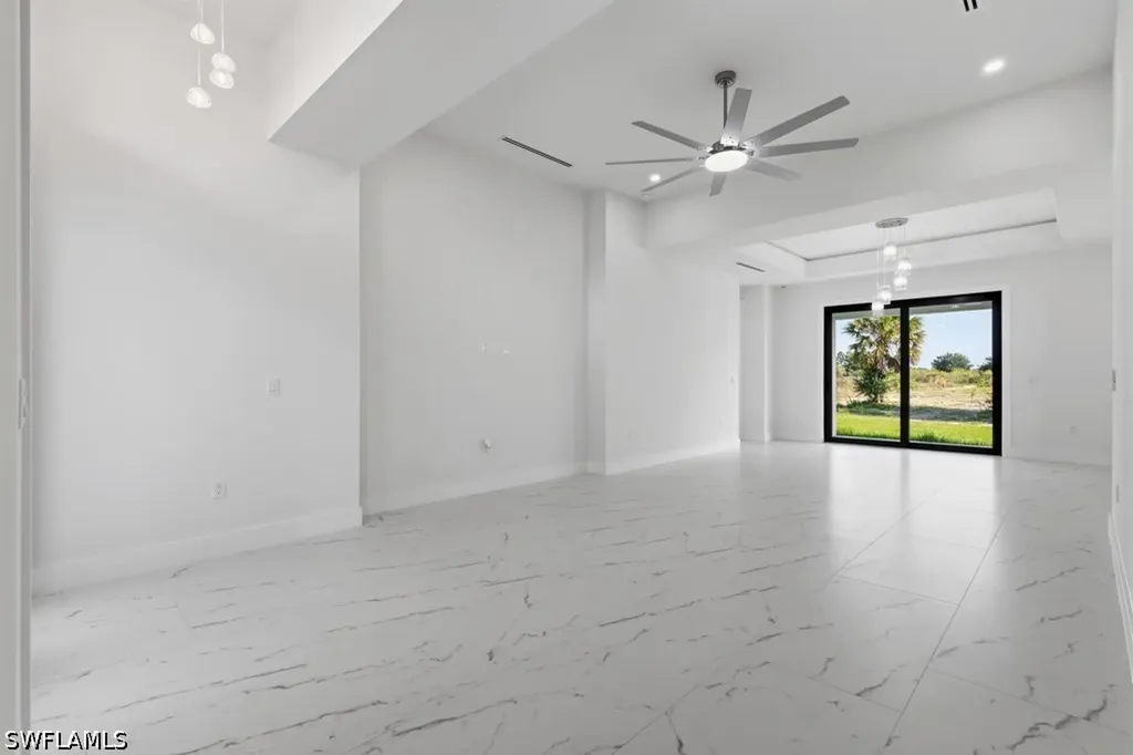 4121 66th Avenue NE Naples FL 34120