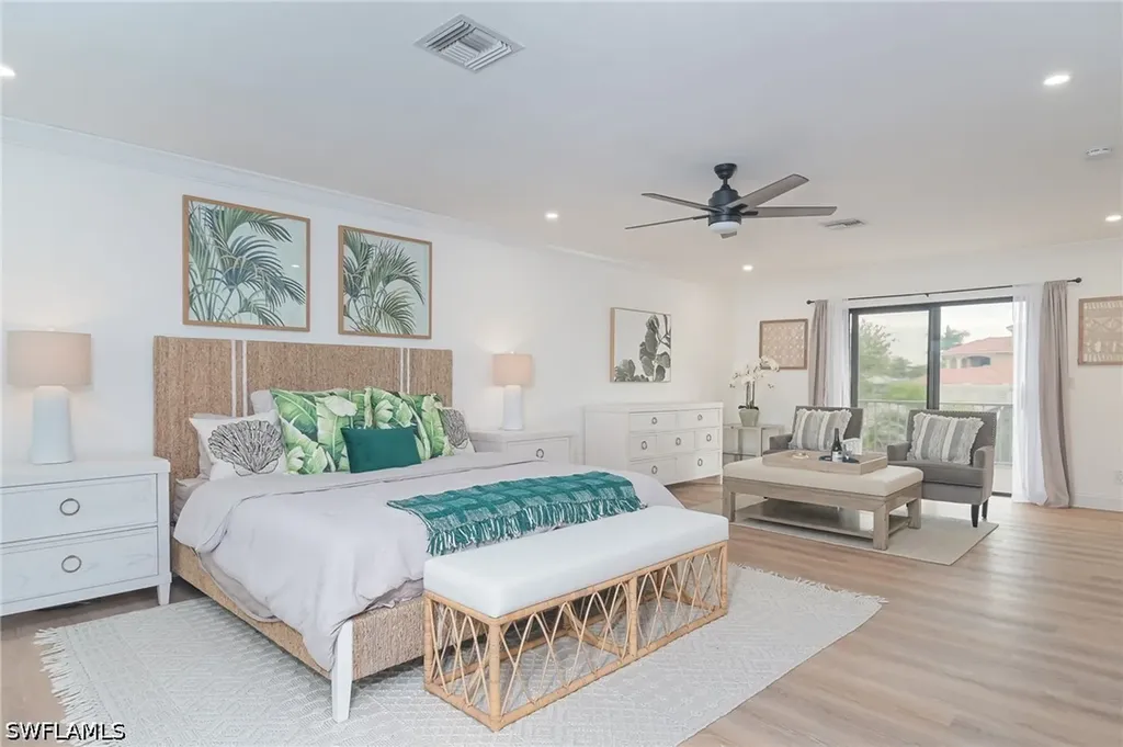1420 Jewel Box Avenue Naples FL 34102