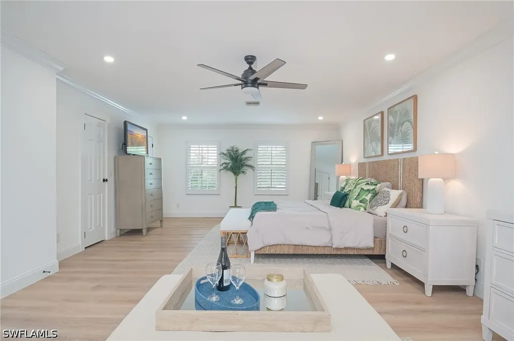 1420 Jewel Box Avenue Naples FL 34102