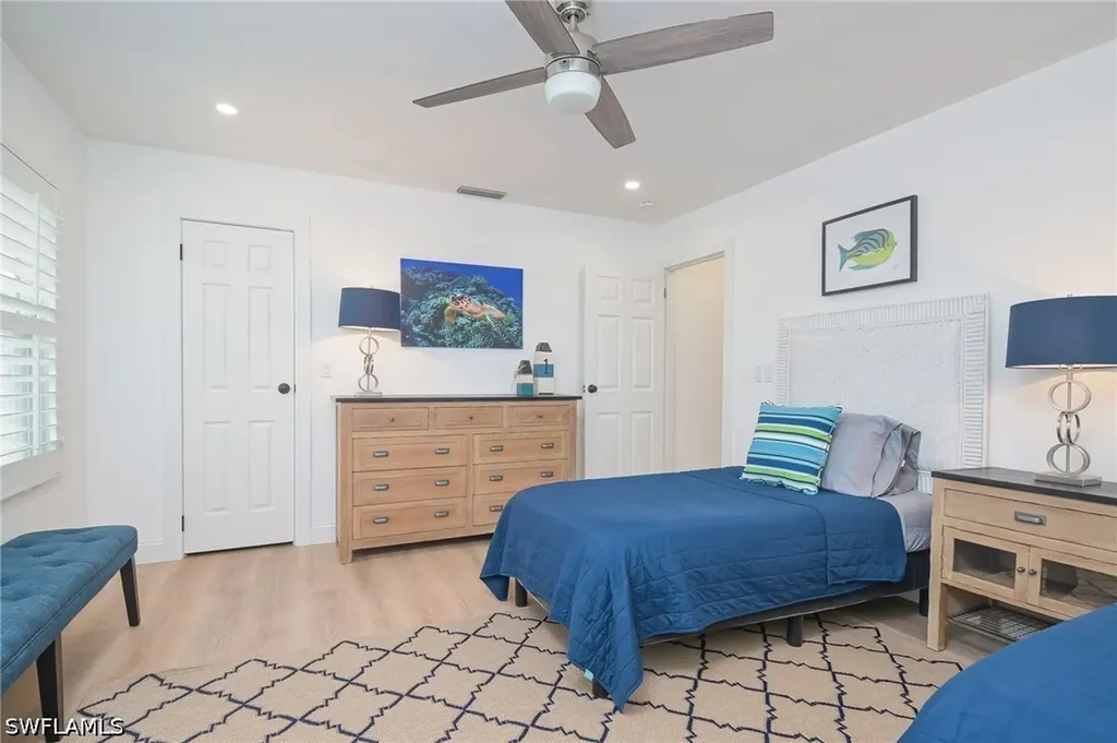 1420 Jewel Box Avenue Naples FL 34102