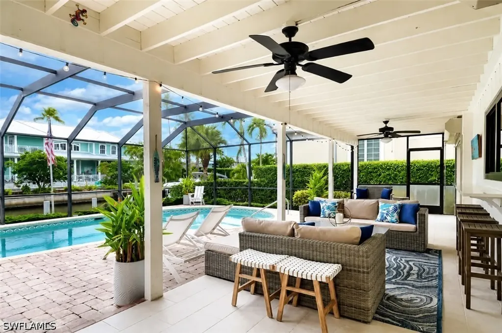 1420 Jewel Box Avenue Naples FL 34102