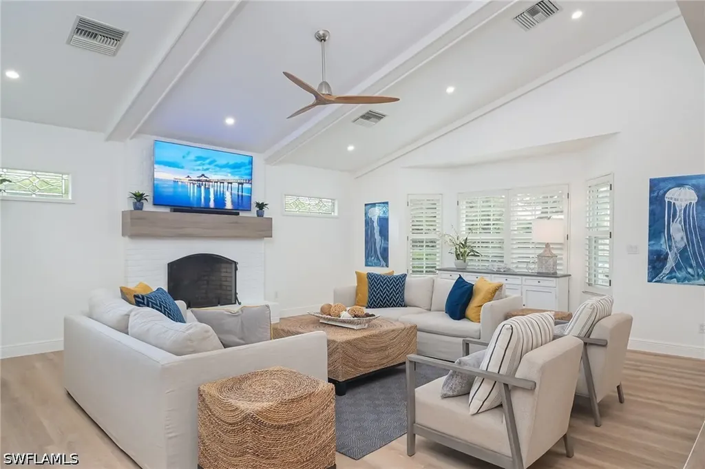 1420 Jewel Box Avenue Naples FL 34102