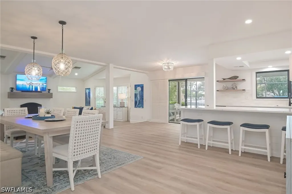 1420 Jewel Box Avenue Naples FL 34102
