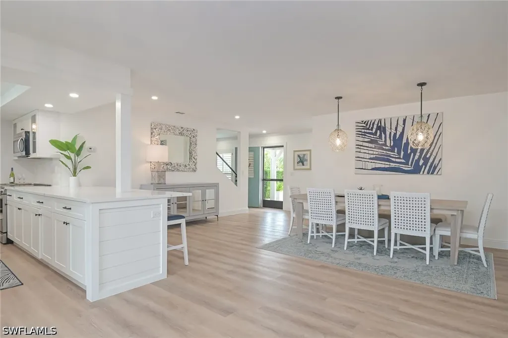 1420 Jewel Box Avenue Naples FL 34102