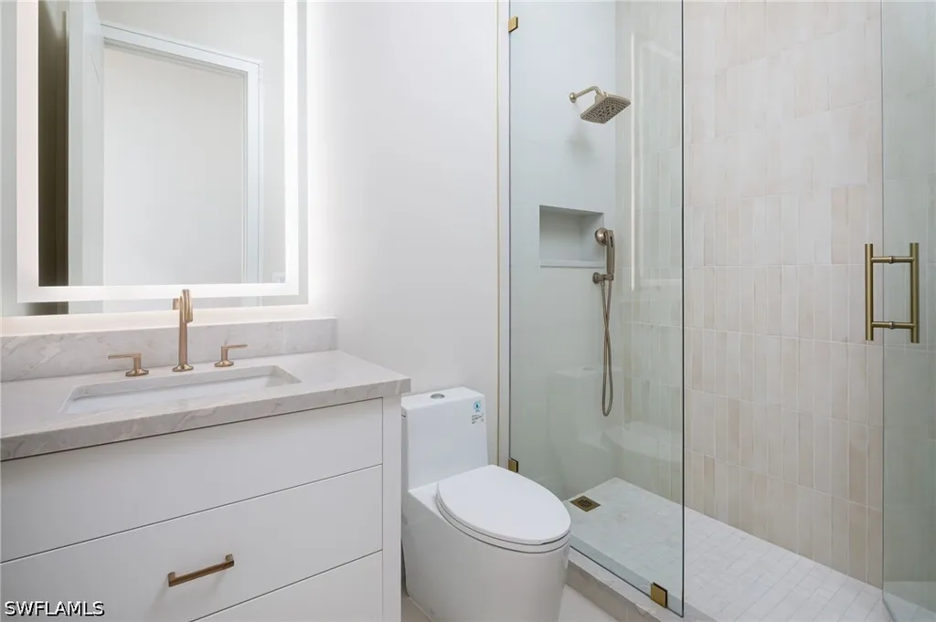 223 Bayview Avenue Naples FL 34108