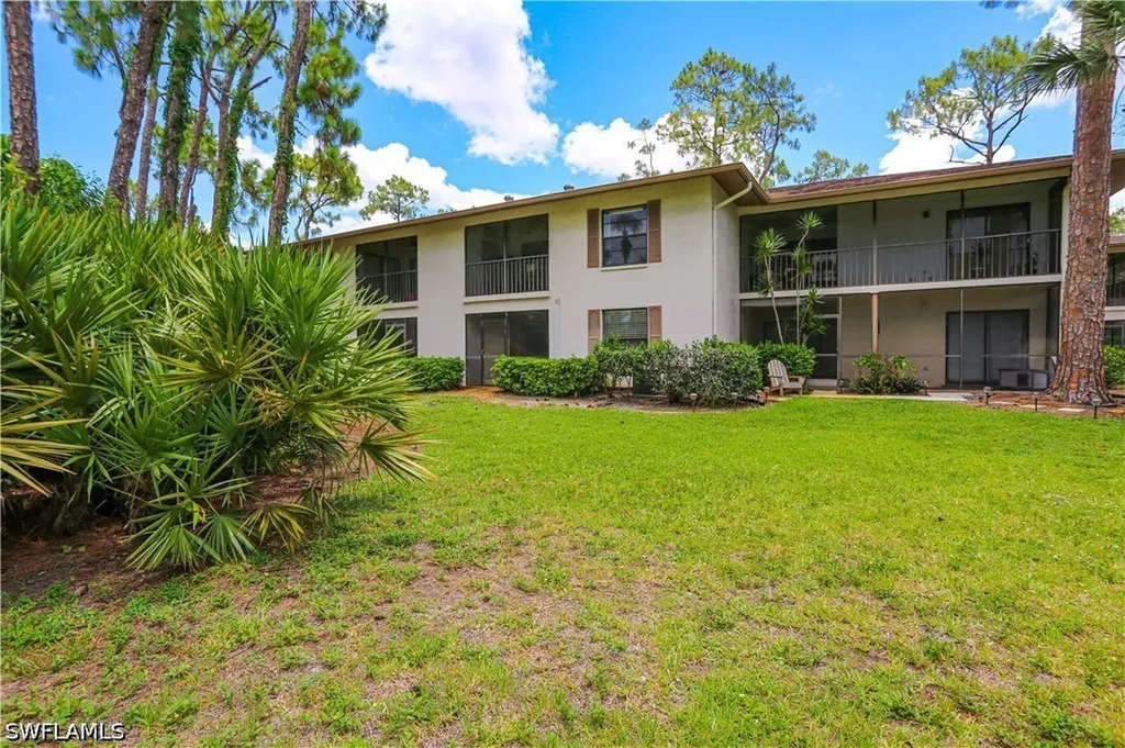 1765 Courtyard Way Naples FL 34112