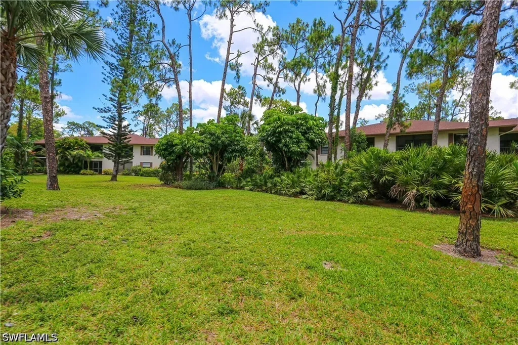 1765 Courtyard Way Naples FL 34112