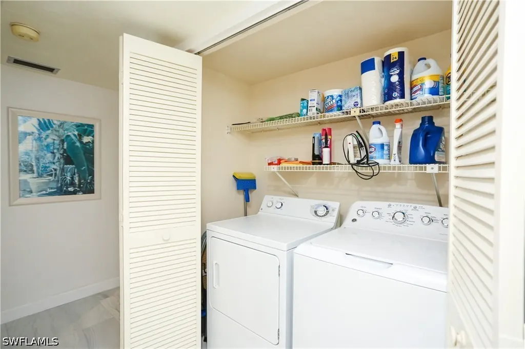 1765 Courtyard Way Naples FL 34112