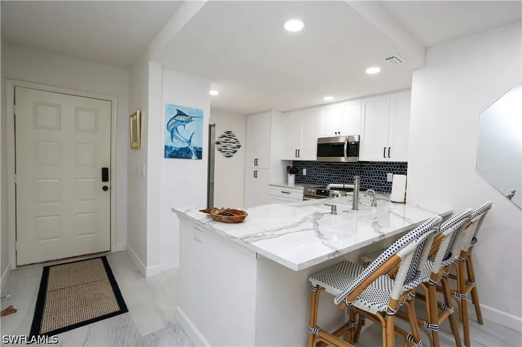 1765 Courtyard Way Naples FL 34112