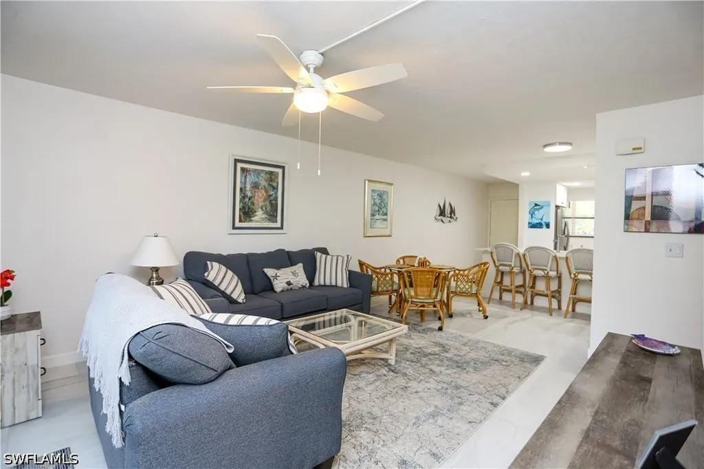 1765 Courtyard Way Naples FL 34112