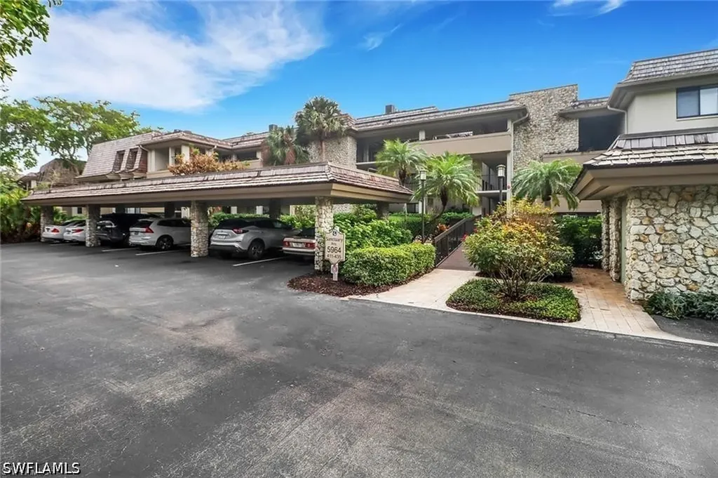 5964 Pelican Bay Boulevard Naples FL 34108