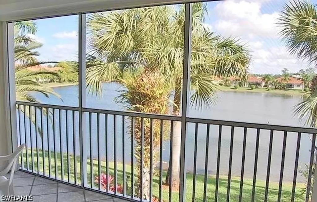 120 Asaf Drive Naples FL 34104