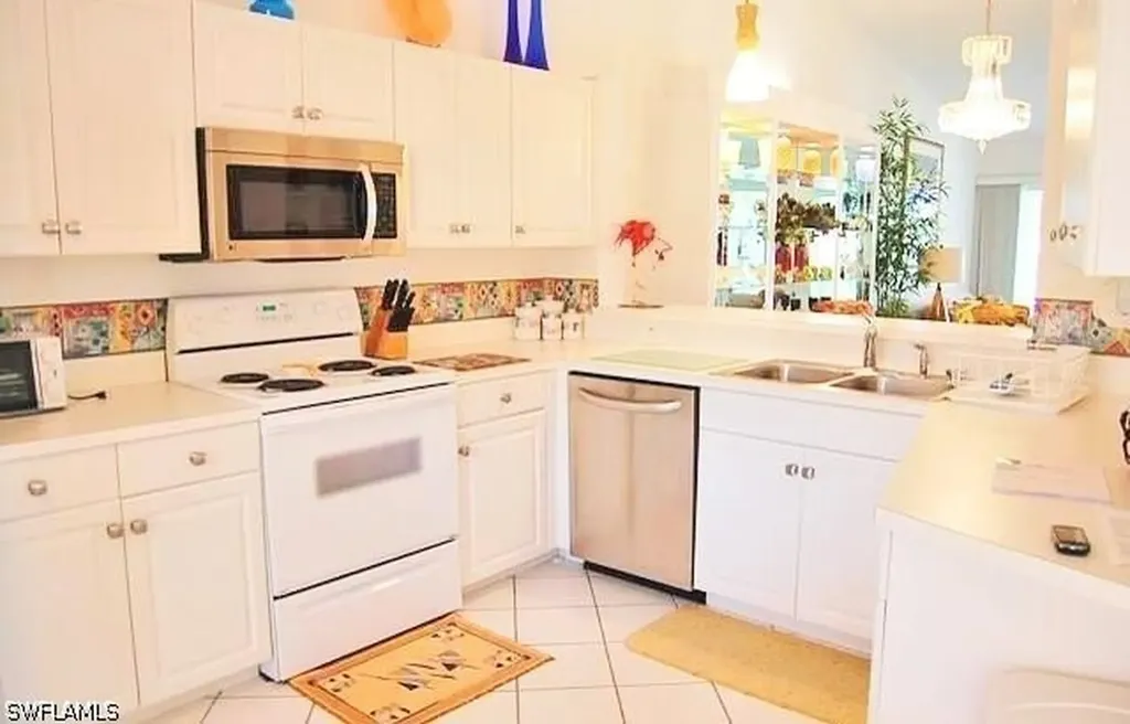 120 Asaf Drive Naples FL 34104