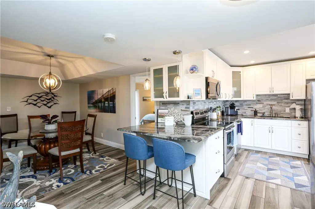 195 Peppermint Lane Naples FL 34112