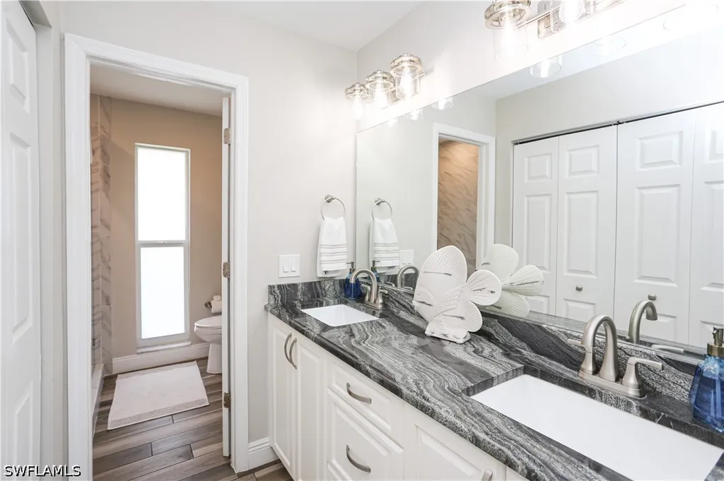 195 Peppermint Lane Naples FL 34112